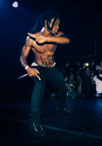 Denzel Curry shirtless abs